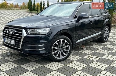 Audi Q7  2017