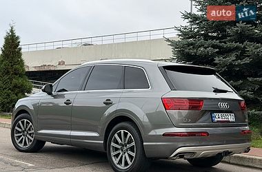 Внедорожник / Кроссовер Audi Q7 2016 в Киеве