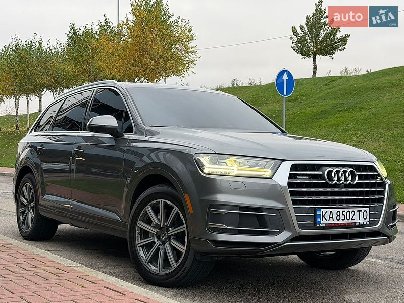 Внедорожник / Кроссовер Audi Q7 2016 в Киеве