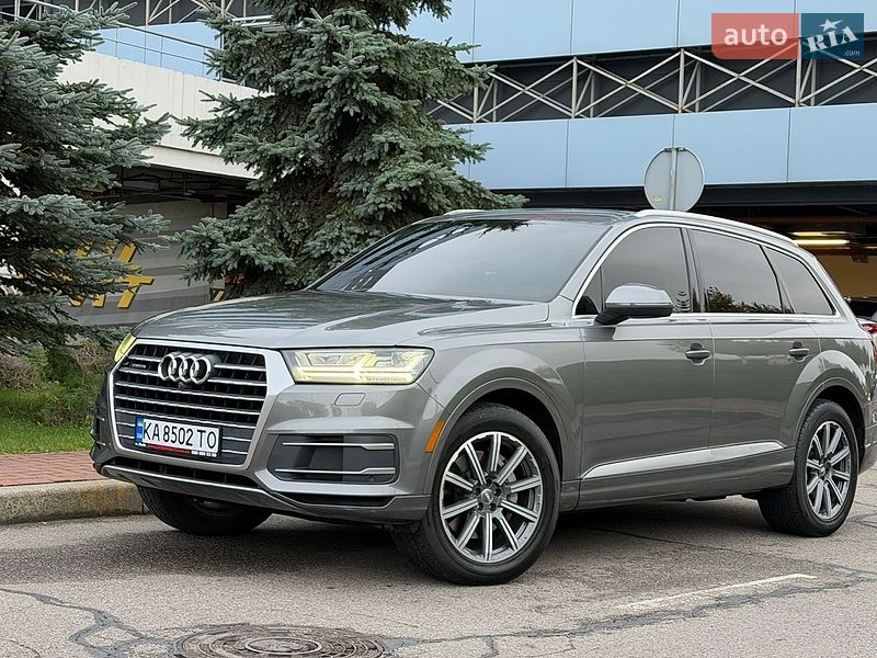 Внедорожник / Кроссовер Audi Q7 2016 в Киеве
