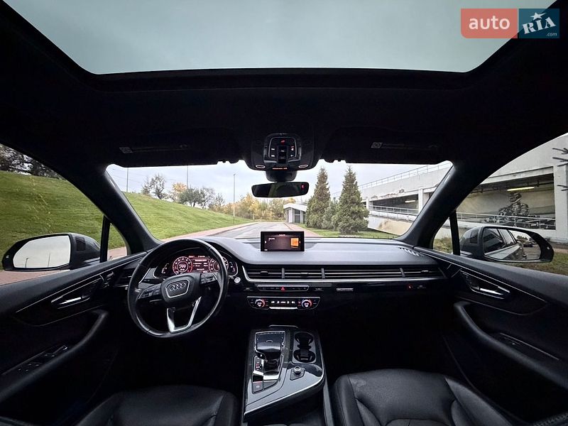 Внедорожник / Кроссовер Audi Q7 2016 в Киеве