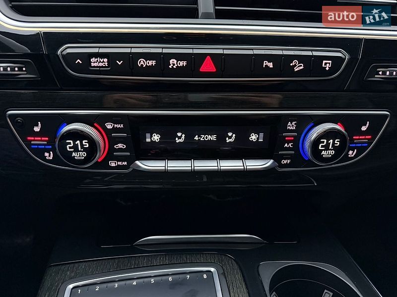 Внедорожник / Кроссовер Audi Q7 2016 в Киеве