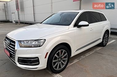 Audi Q7  2017