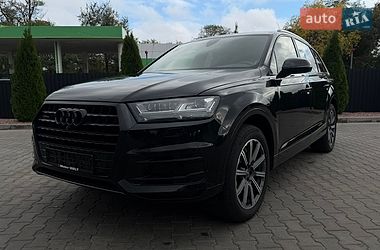 Audi Q7  2016