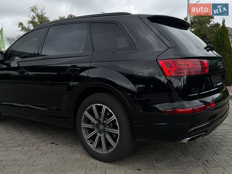 Внедорожник / Кроссовер Audi Q7 2016 в Одессе