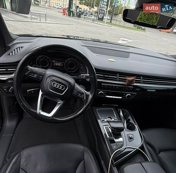 Внедорожник / Кроссовер Audi Q7 2016 в Одессе