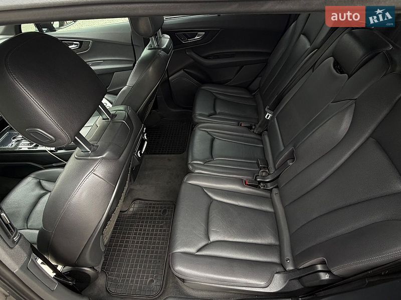 Внедорожник / Кроссовер Audi Q7 2016 в Одессе