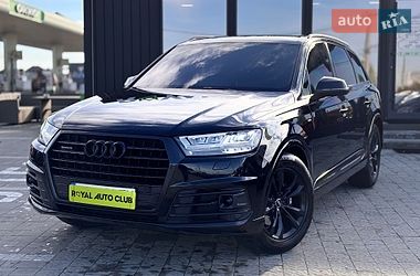Audi Q7  2017