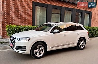 Audi Q7  2017