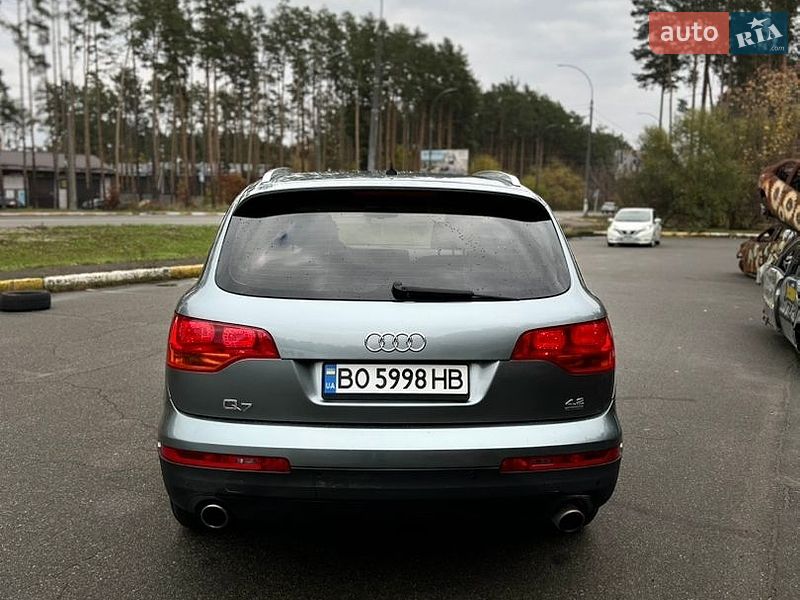 Позашляховик / Кросовер Audi Q7 2006 в Києві