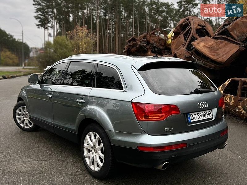 Позашляховик / Кросовер Audi Q7 2006 в Києві