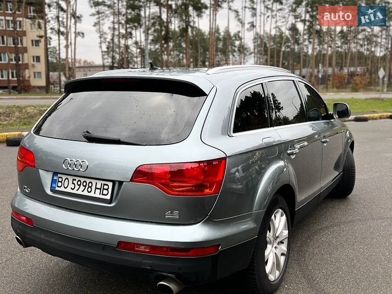 Позашляховик / Кросовер Audi Q7 2006 в Києві