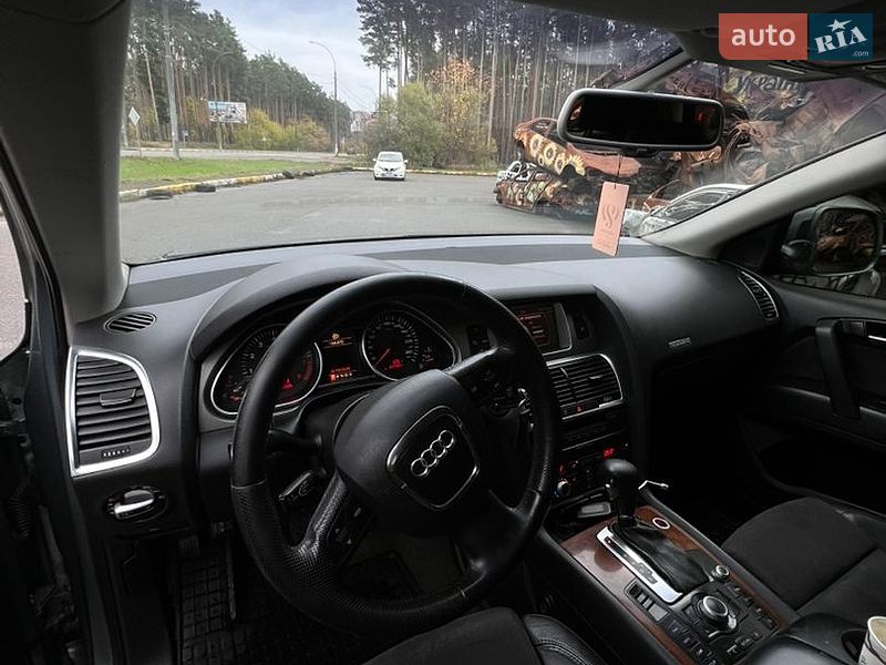 Позашляховик / Кросовер Audi Q7 2006 в Києві