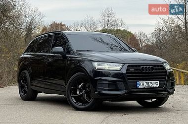 Audi Q7  2017