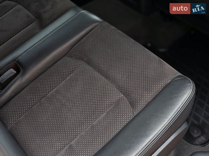 Позашляховик / Кросовер Audi Q7 2018 в Чернівцях