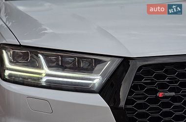 Позашляховик / Кросовер Audi Q7 2018 в Чернівцях