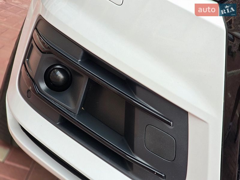 Позашляховик / Кросовер Audi Q7 2018 в Чернівцях
