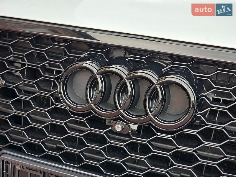 Позашляховик / Кросовер Audi Q7 2018 в Чернівцях