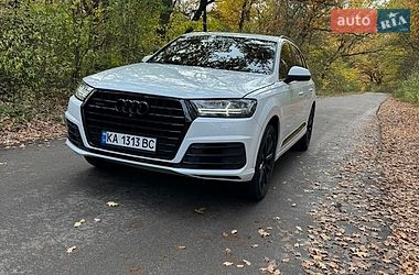 Audi Q7  2019