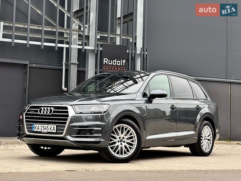 Позашляховик / Кросовер Audi Q7 2018 в Києві