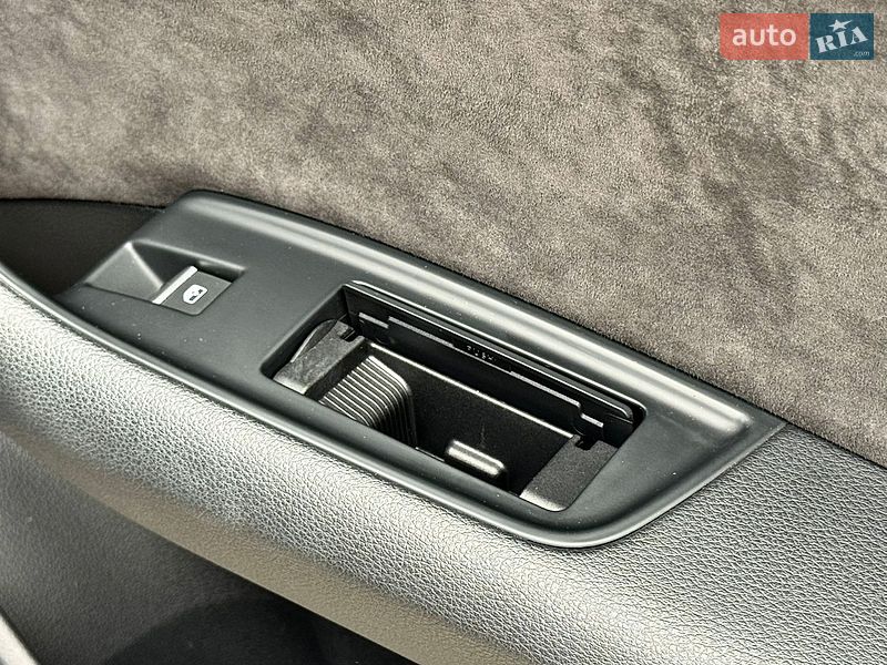 Позашляховик / Кросовер Audi Q7 2018 в Києві