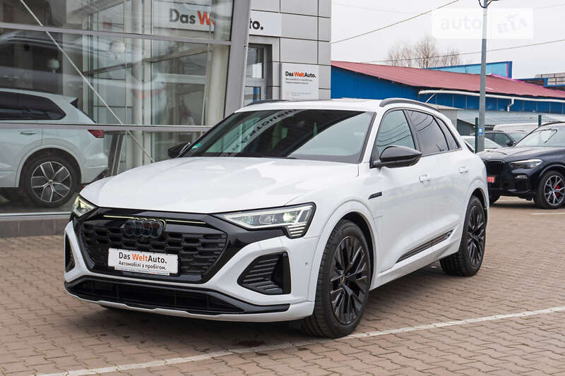 Audi Q8 e-tron