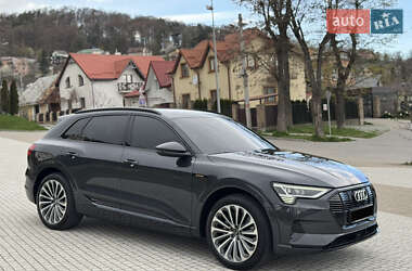 Audi Q8 e-tron  2023