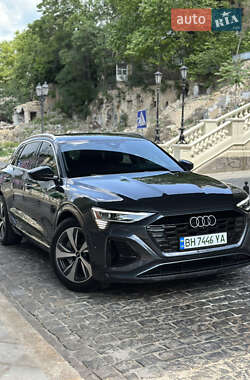 Audi Q8 e-tron  2023