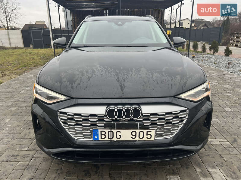 Внедорожник / Кроссовер Audi Q8 e-tron 2024 в Здолбунове