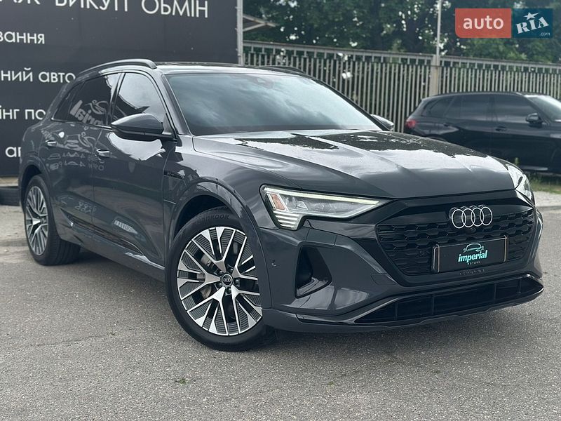 Audi Q8 e-tron