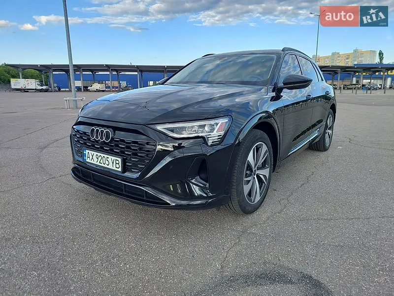 Audi Q8 e-tron 2023