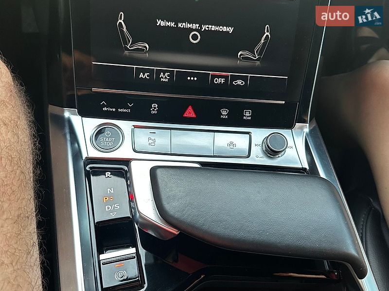 Внедорожник / Кроссовер Audi Q8 e-tron 2020 в Коломые