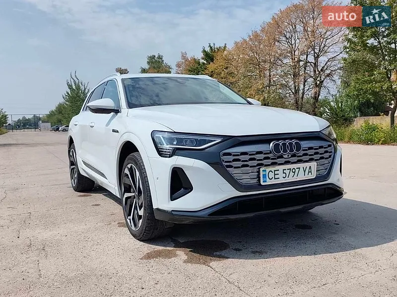 Audi Q8 e-tron 2023