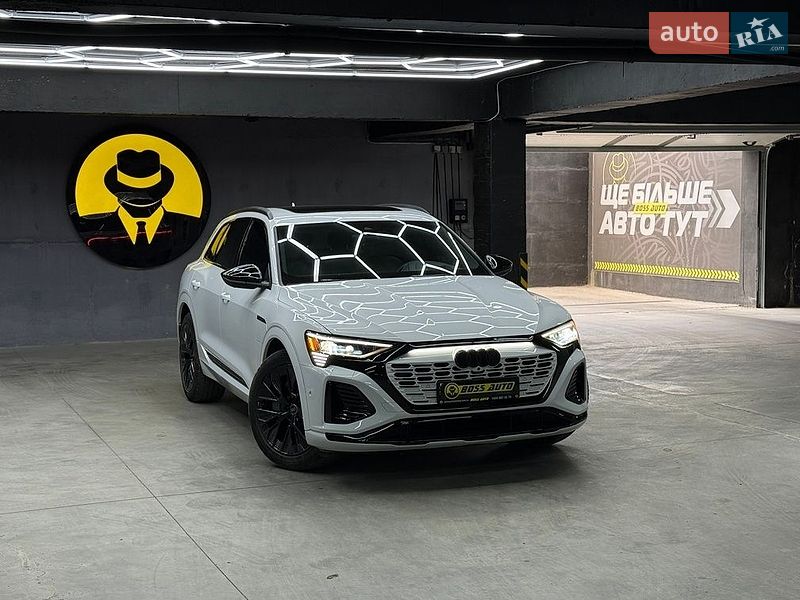 Позашляховик / Кросовер Audi Q8 e-tron 2023 в Івано-Франківську фото Позашляховик / Кросовер Audi Q8 e-tron 2023 в Івано-Франківську