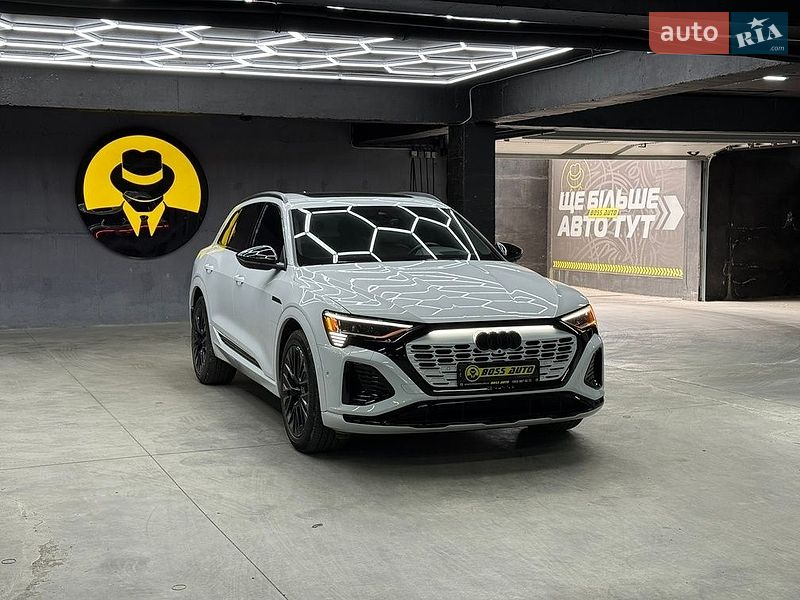 Позашляховик / Кросовер Audi Q8 e-tron 2023 в Івано-Франківську фото 3 Позашляховик / Кросовер Audi Q8 e-tron 2023 в Івано-Франківську