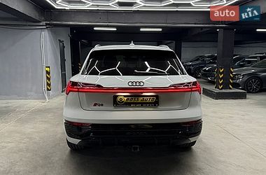 Позашляховик / Кросовер Audi Q8 e-tron 2023 в Івано-Франківську фото 8 Позашляховик / Кросовер Audi Q8 e-tron 2023 в Івано-Франківську