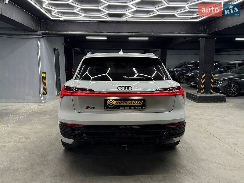 Позашляховик / Кросовер Audi Q8 e-tron 2023 в Івано-Франківську фото 8 Позашляховик / Кросовер Audi Q8 e-tron 2023 в Івано-Франківську