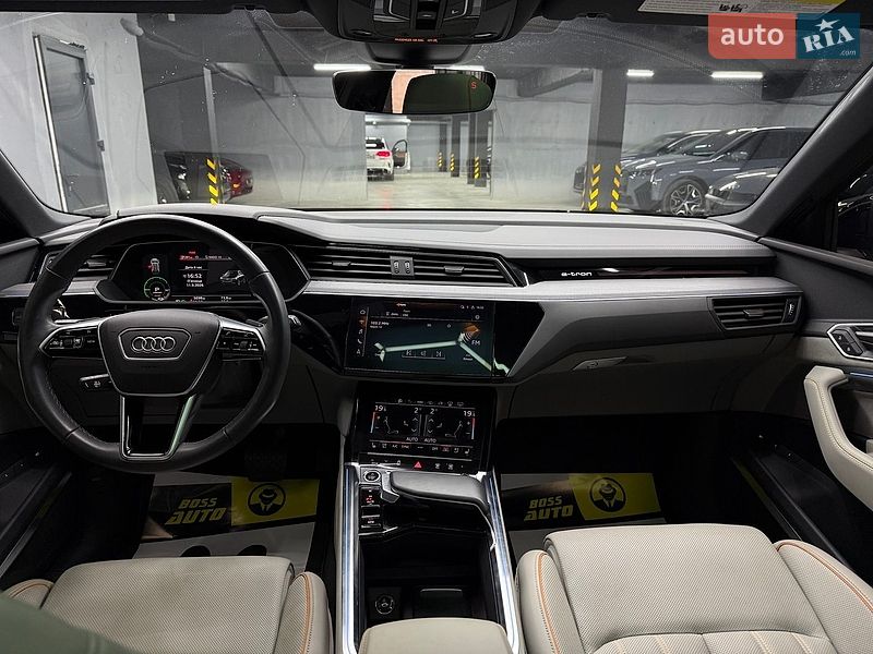 Позашляховик / Кросовер Audi Q8 e-tron 2023 в Івано-Франківську фото 16 Позашляховик / Кросовер Audi Q8 e-tron 2023 в Івано-Франківську
