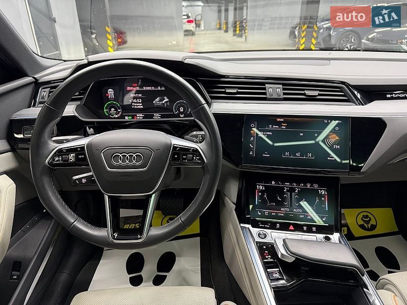 Позашляховик / Кросовер Audi Q8 e-tron 2023 в Івано-Франківську фото 17 Позашляховик / Кросовер Audi Q8 e-tron 2023 в Івано-Франківську