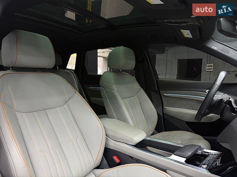 Позашляховик / Кросовер Audi Q8 e-tron 2023 в Івано-Франківську фото 24 Позашляховик / Кросовер Audi Q8 e-tron 2023 в Івано-Франківську