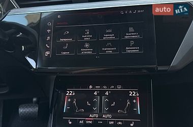 Внедорожник / Кроссовер Audi Q8 e-tron 2023 в Ровно