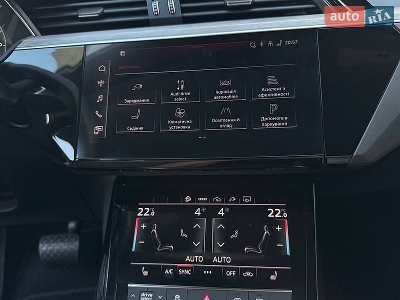 Внедорожник / Кроссовер Audi Q8 e-tron 2023 в Ровно