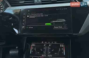 Внедорожник / Кроссовер Audi Q8 e-tron 2023 в Ровно