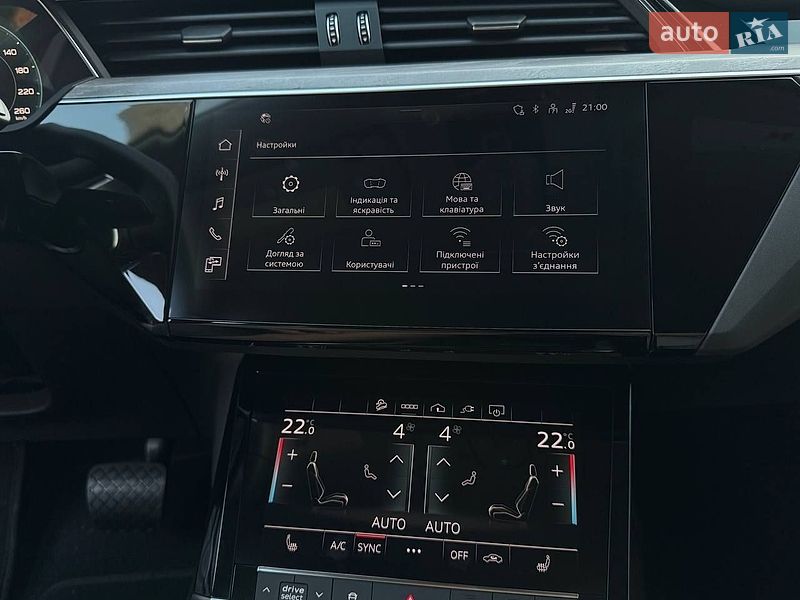 Внедорожник / Кроссовер Audi Q8 e-tron 2023 в Ровно