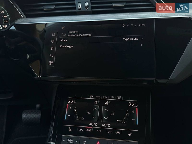 Внедорожник / Кроссовер Audi Q8 e-tron 2023 в Ровно