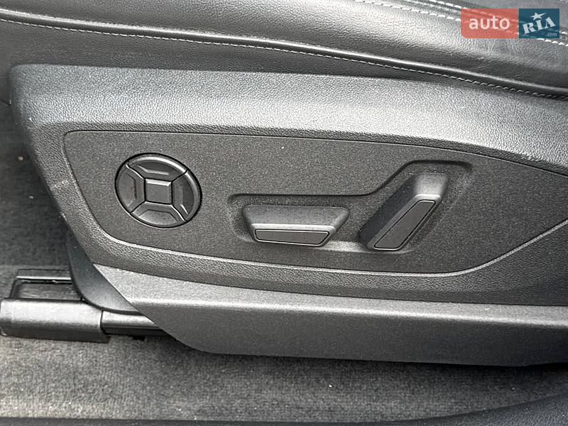 Внедорожник / Кроссовер Audi Q8 e-tron 2023 в Ровно