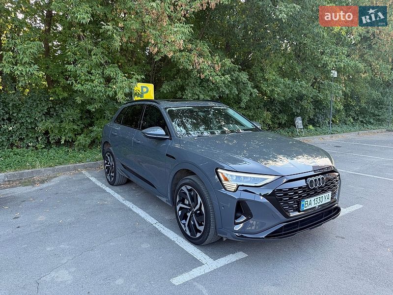 Audi Q8 e-tron