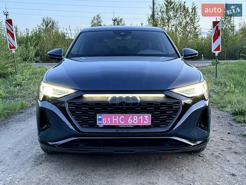 Audi Q8 Sportback e-tron