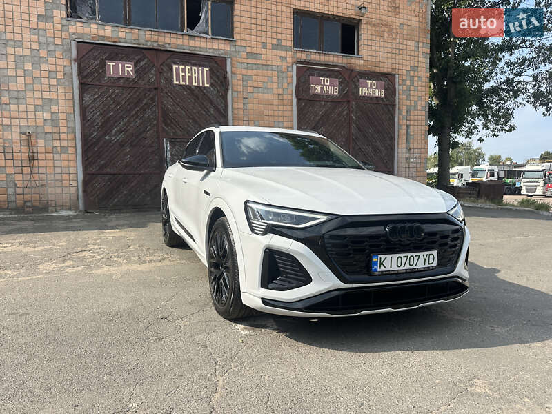 Audi Q8 Sportback e-tron
