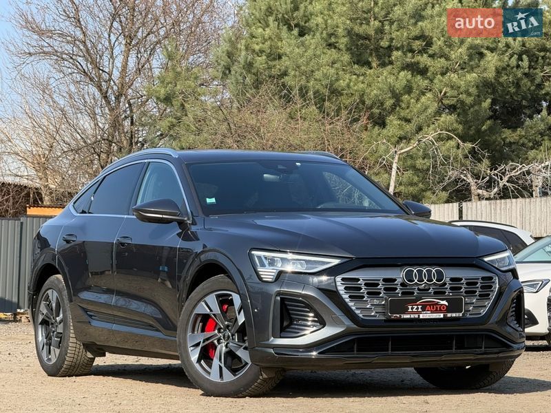 Audi Q8 Sportback e-tron